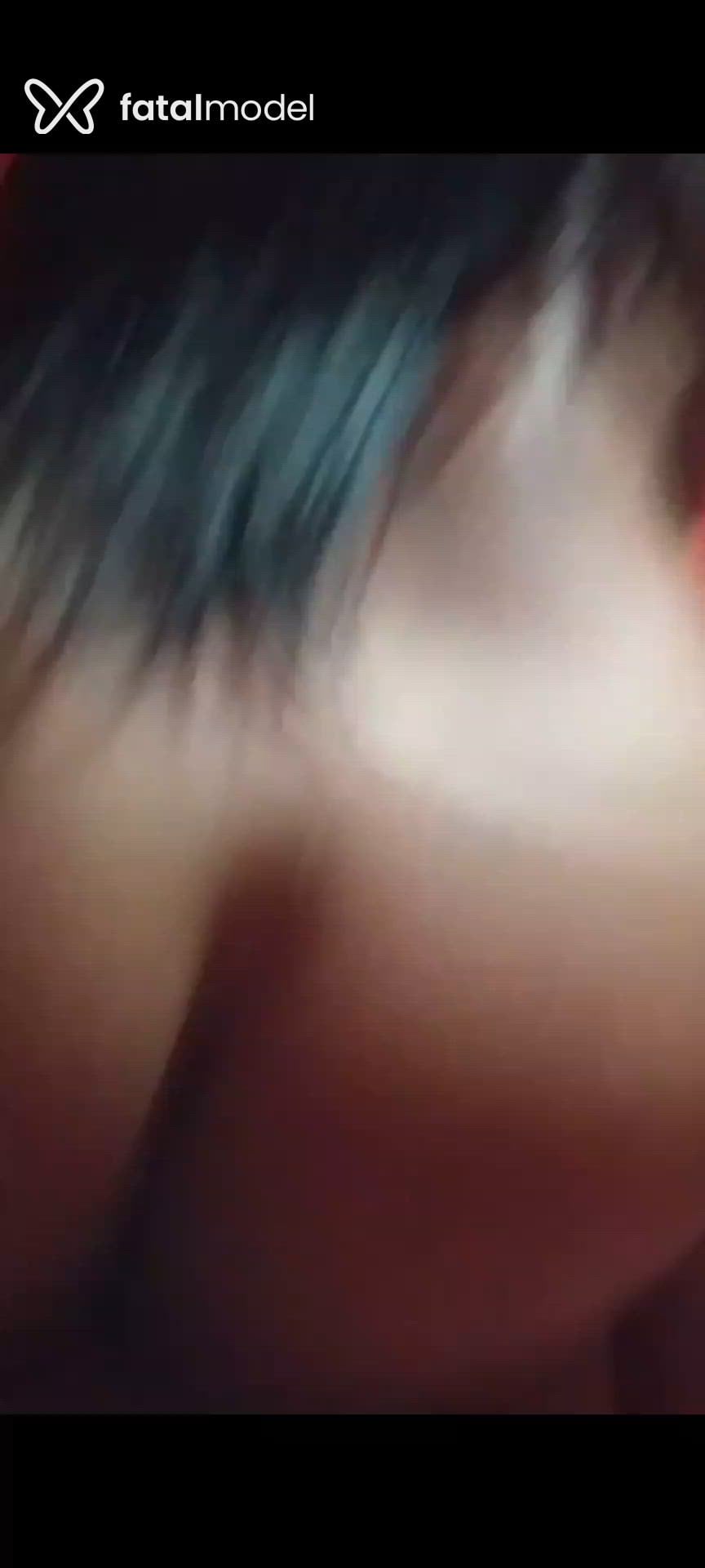 Acompanhante homem com cabelo grisalho de olhos castanhos - Melrickcremoso Acompanhante homem com cabelo grisalho de olhos castanhos - Melrickcremoso