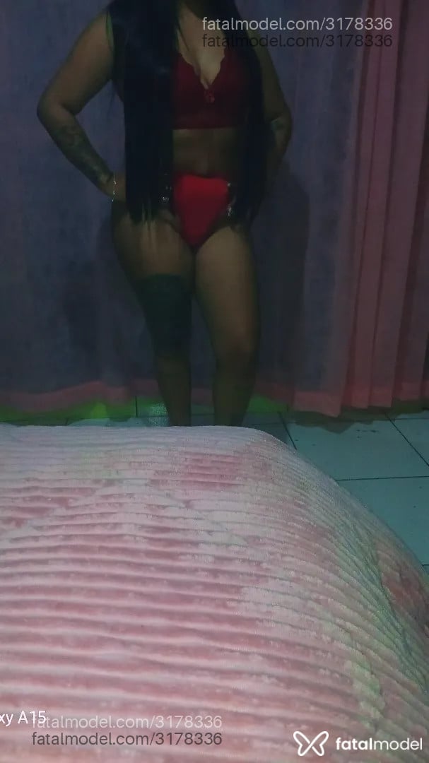 Acompanhante mulher morena (o) de olhos castanhos - Luana