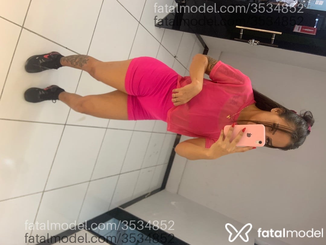 Acompanhante mulher morena (o) de olhos castanhos - Bya Moniz