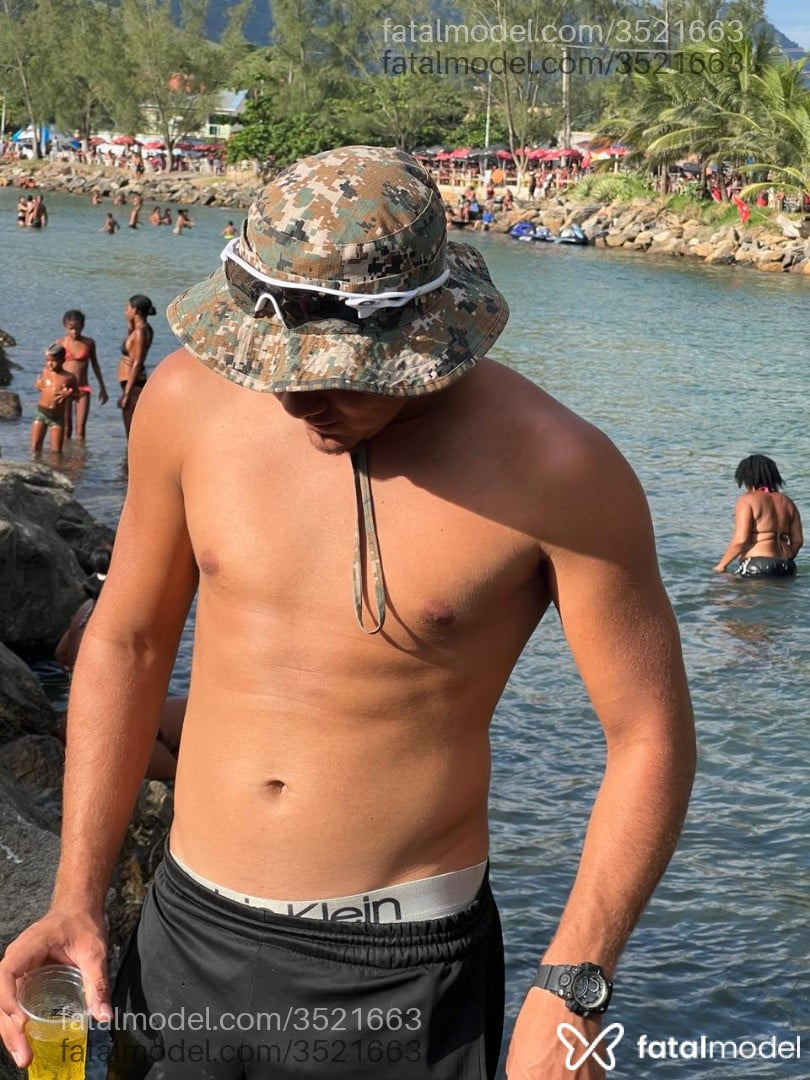 Acompanhante homem morena (o) de olhos mel - Lukas Nascimento