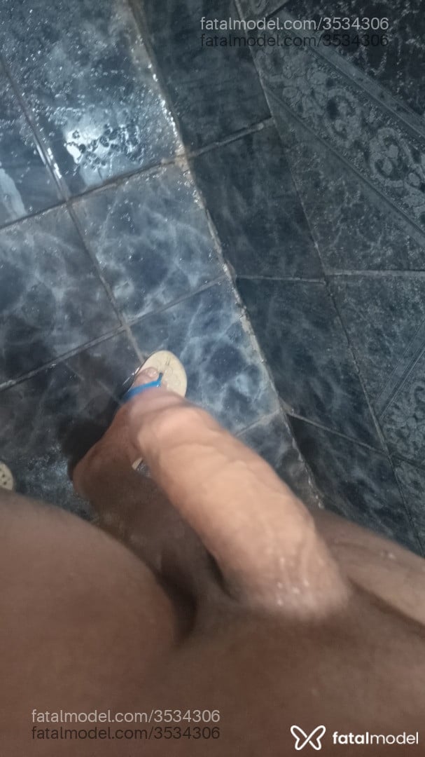 Acompanhante homem loira (o) de olhos mel - Henrique
