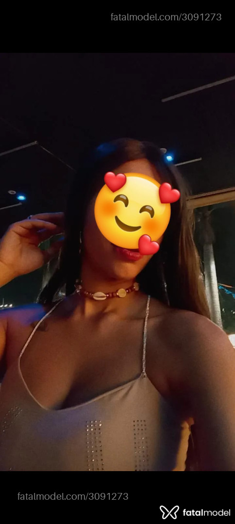 Acompanhante mulher com cabelo castanho de olhos castanhos - Milena