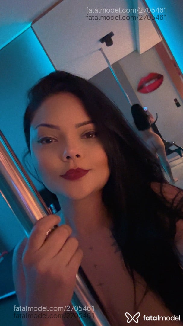 Acompanhante mulher morena (o) de olhos castanhos - Melissa