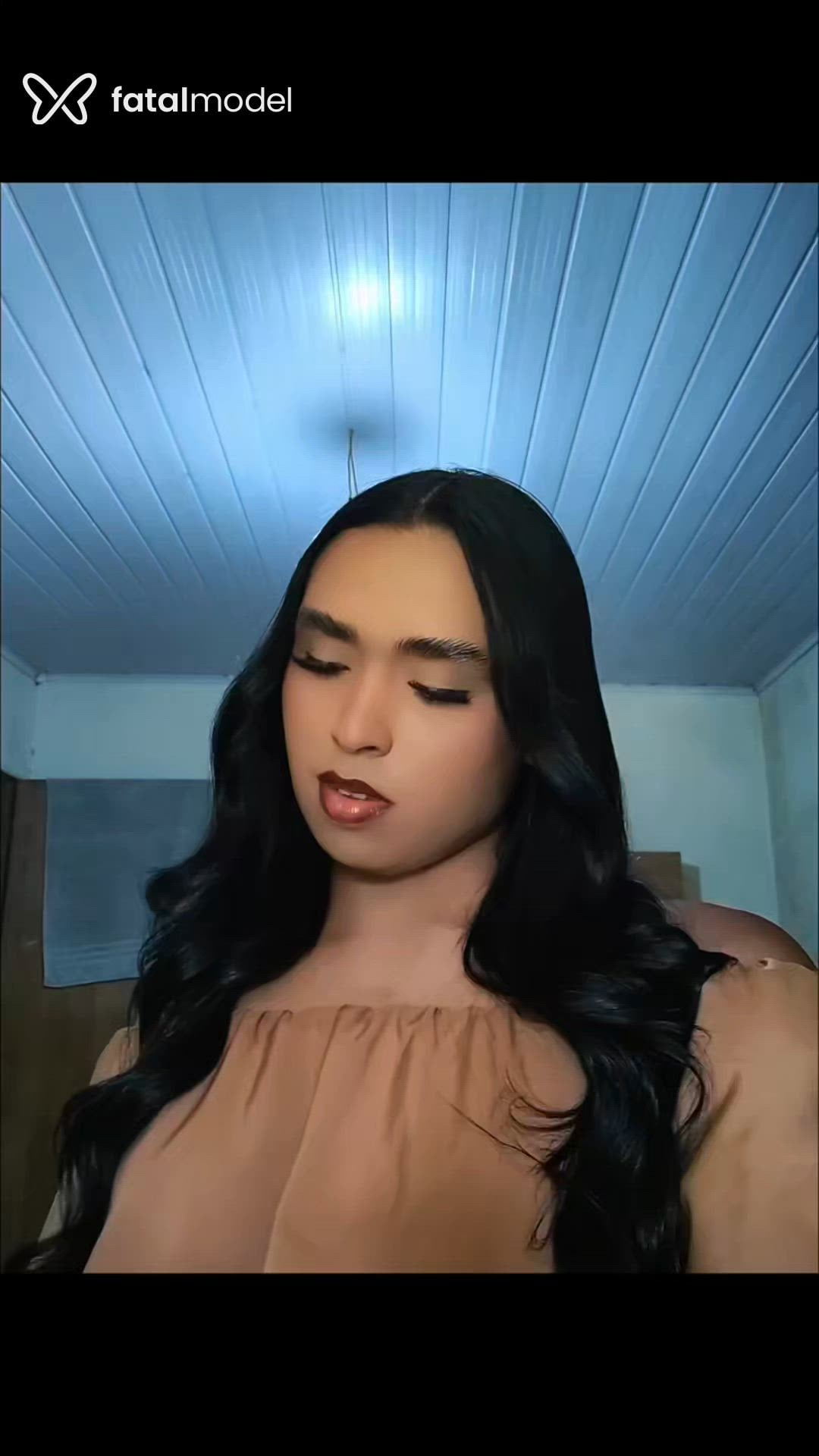 Acompanhante mulher trans morena (o) de olhos pretos - Kimberlly Acompanhante mulher trans morena (o) de olhos pretos - Kimberlly