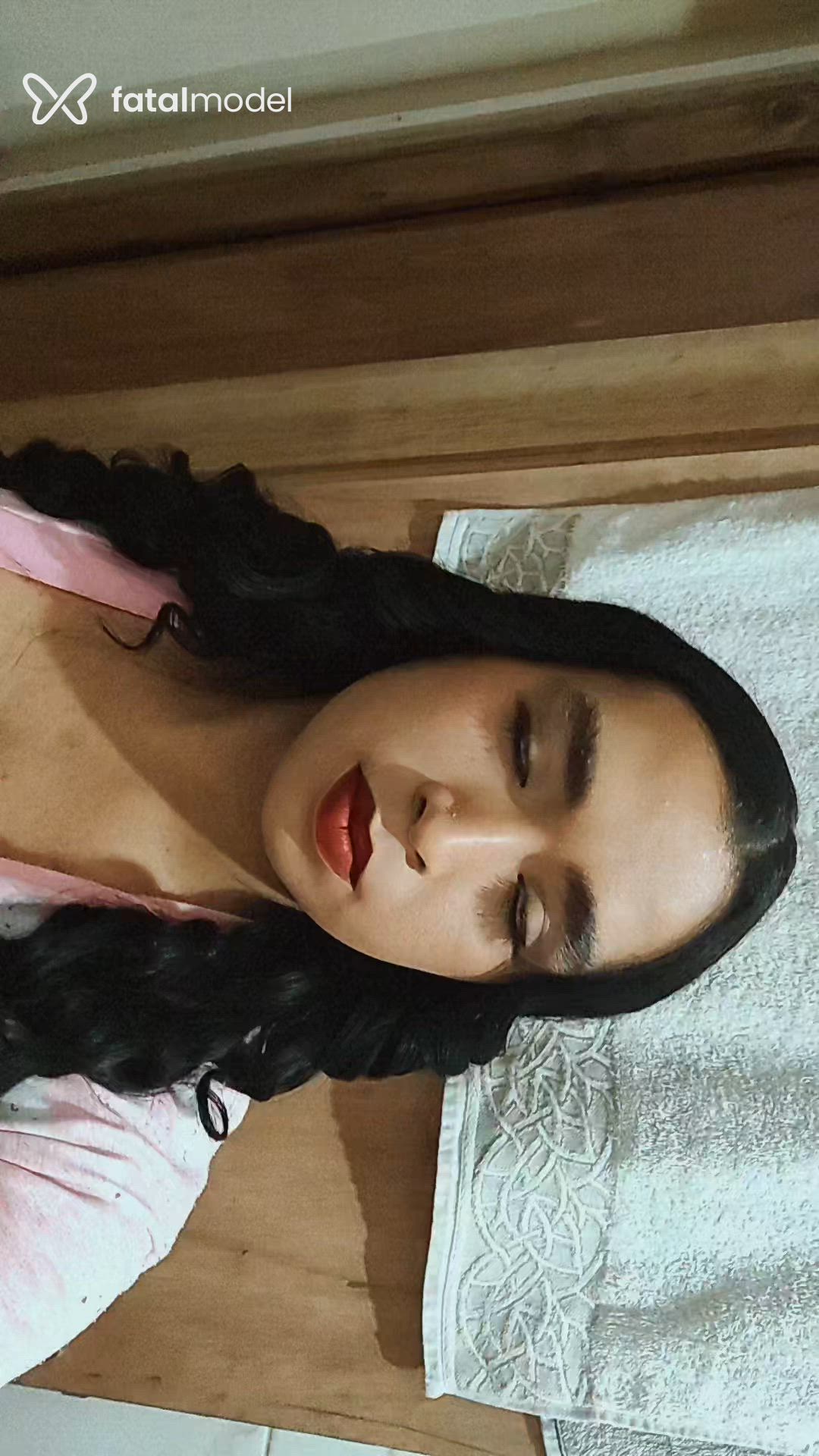 Acompanhante mulher trans morena (o) de olhos pretos - Kimberlly Acompanhante mulher trans morena (o) de olhos pretos - Kimberlly