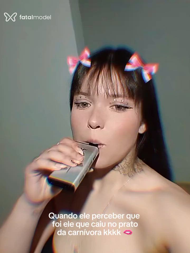 Acompanhante mulher com cabelo castanho de olhos verdes - Amanda