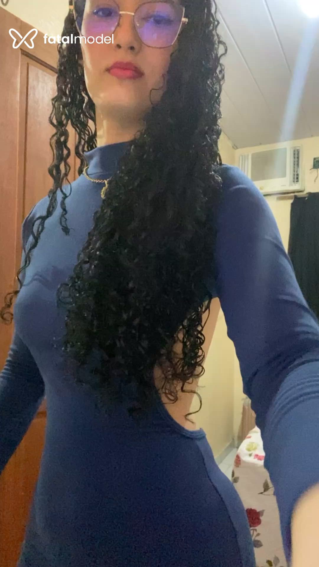 Acompanhante mulher morena (o) de olhos castanhos - Ágata