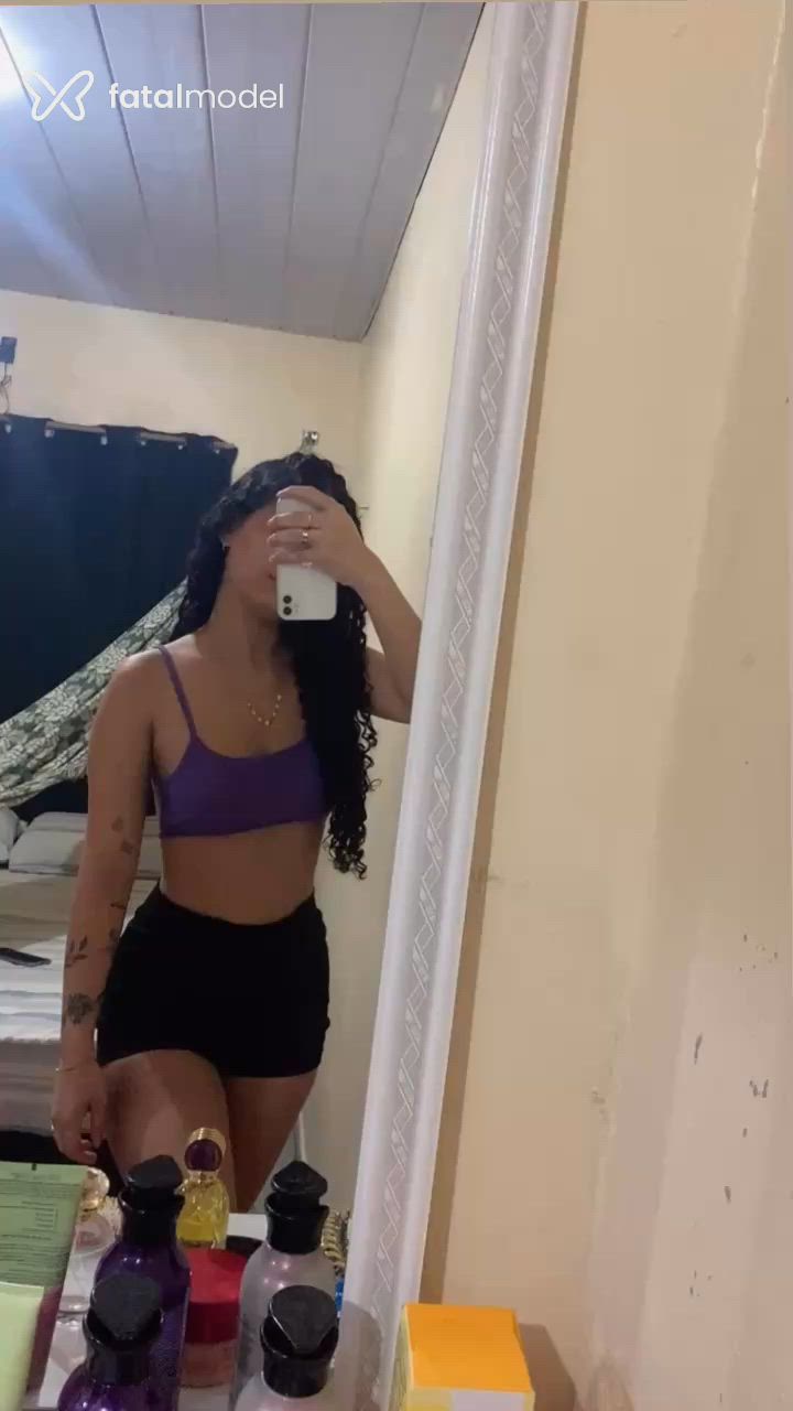 Acompanhante mulher morena (o) de olhos castanhos - Ágata