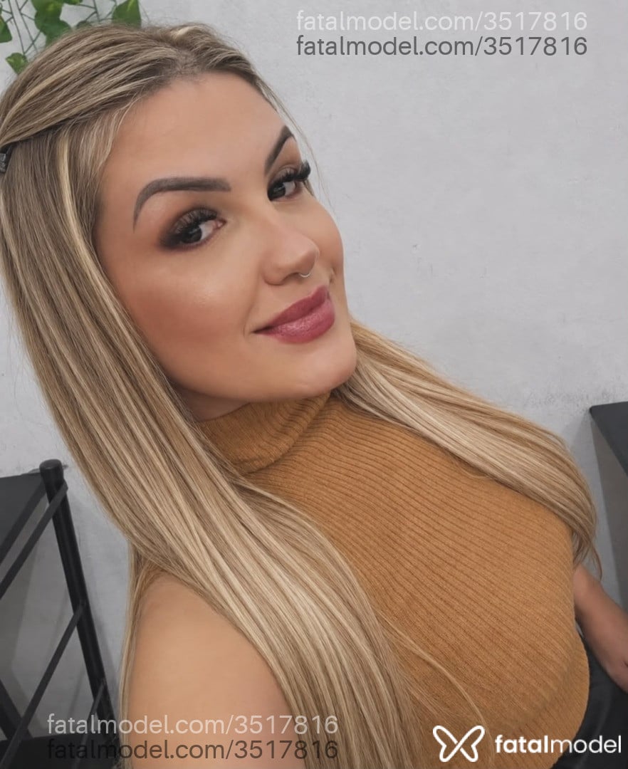 Acompanhante mulher morena (o) de olhos castanhos - Ariely Novaes