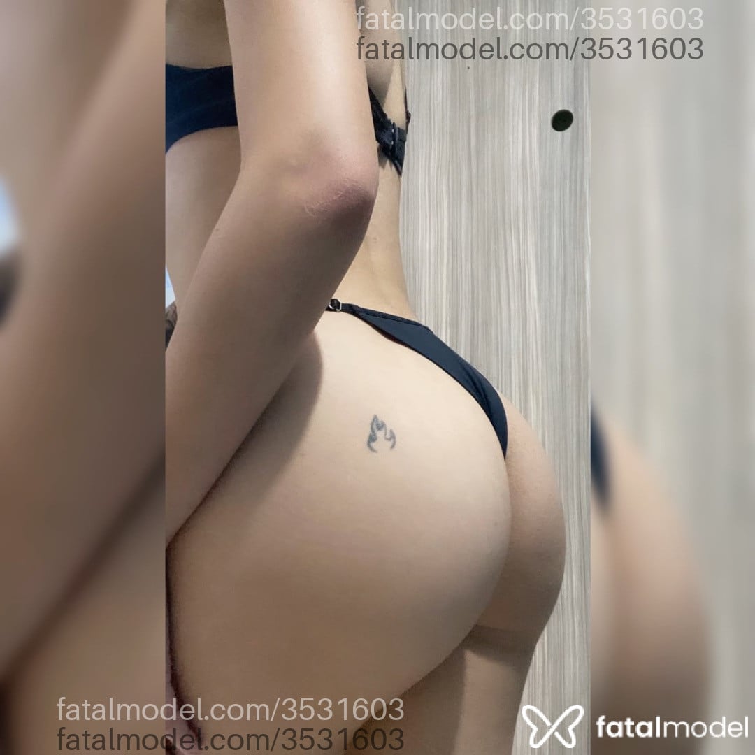 Acompanhante mulher morena (o) de olhos pretos - Lara Moretti Acompanhante mulher morena (o) de olhos pretos - Lara Moretti