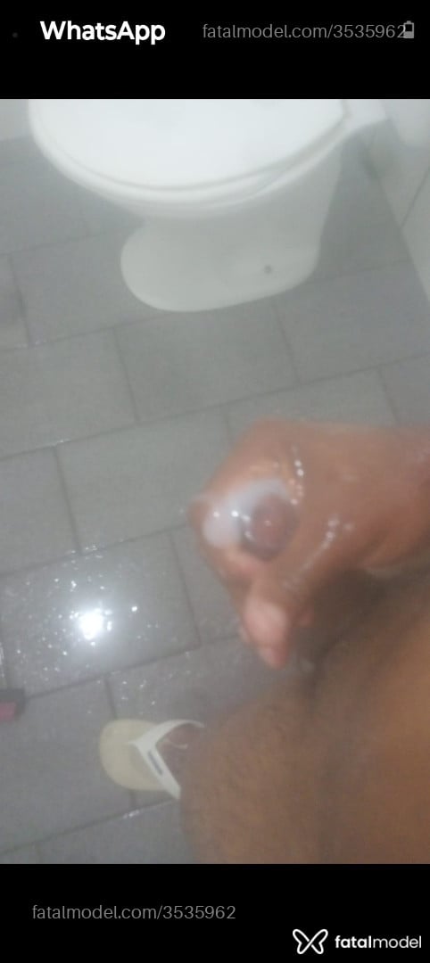 Acompanhante homem com cabelo castanho de olhos castanhos - Santos Bigg