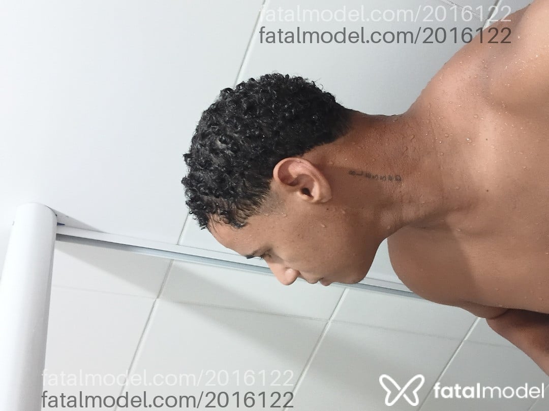 Acompanhante homem morena (o) de olhos pretos - Will