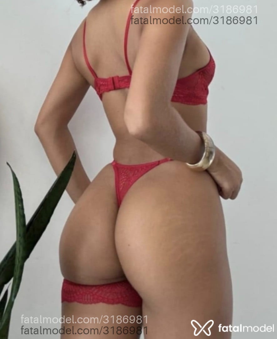 Acompanhante mulher morena (o) de olhos castanhos - Gaby