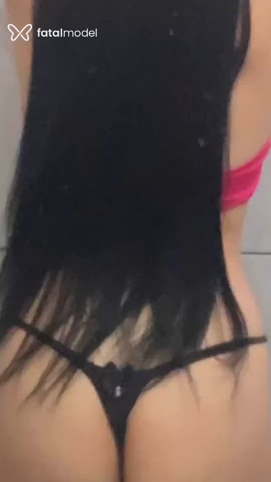 Acompanhante mulher morena (o) de olhos pretos - Lorena