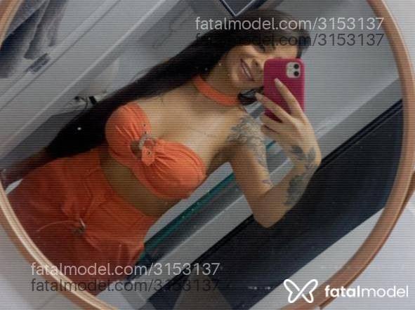 Acompanhante mulher morena (o) de olhos castanhos - Carol Moura