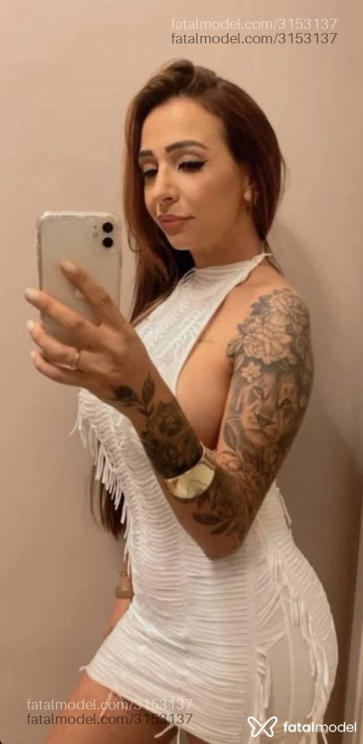 Acompanhante mulher morena (o) de olhos castanhos - Carol Moura
