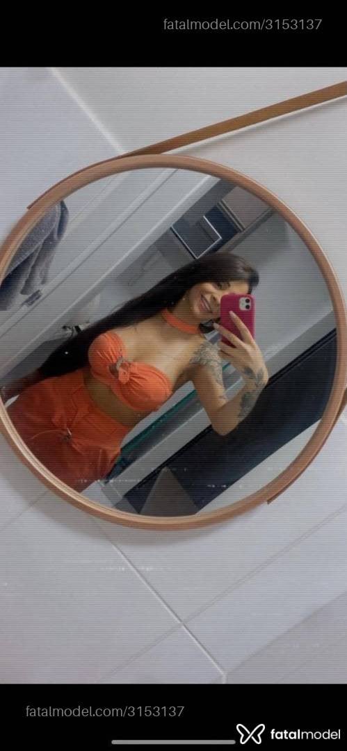 Acompanhante mulher morena (o) de olhos castanhos - Carol Moura