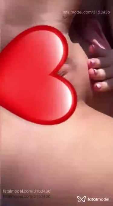 Acompanhante mulher com cabelo castanho de olhos castanhos em São Paulo - Aurora Alencar