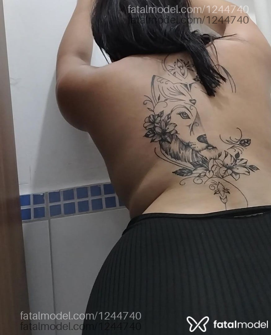 Acompanhante mulher morena (o) de olhos castanhos - Karina Kaliffa