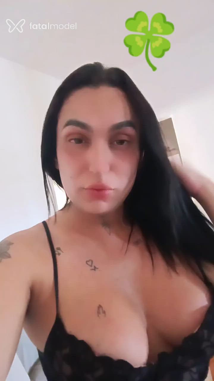 Acompanhante travesti morena (o) de olhos castanhos - Fer