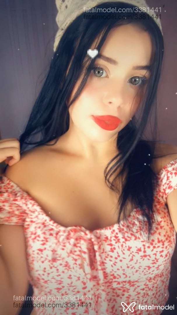 Acompanhante mulher morena (o) de olhos verdes - Mistério Acompanhante mulher morena (o) de olhos verdes - Mistério
