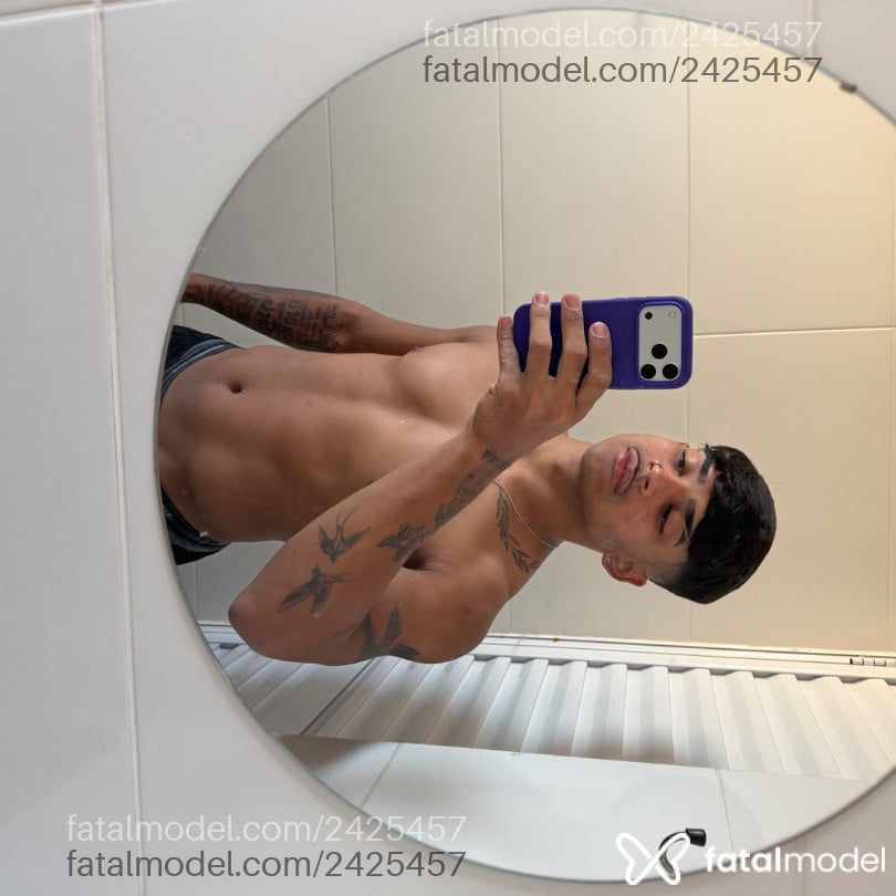 Acompanhante homem morena (o) de olhos castanhos - Silva Acompanhante homem morena (o) de olhos castanhos - Silva