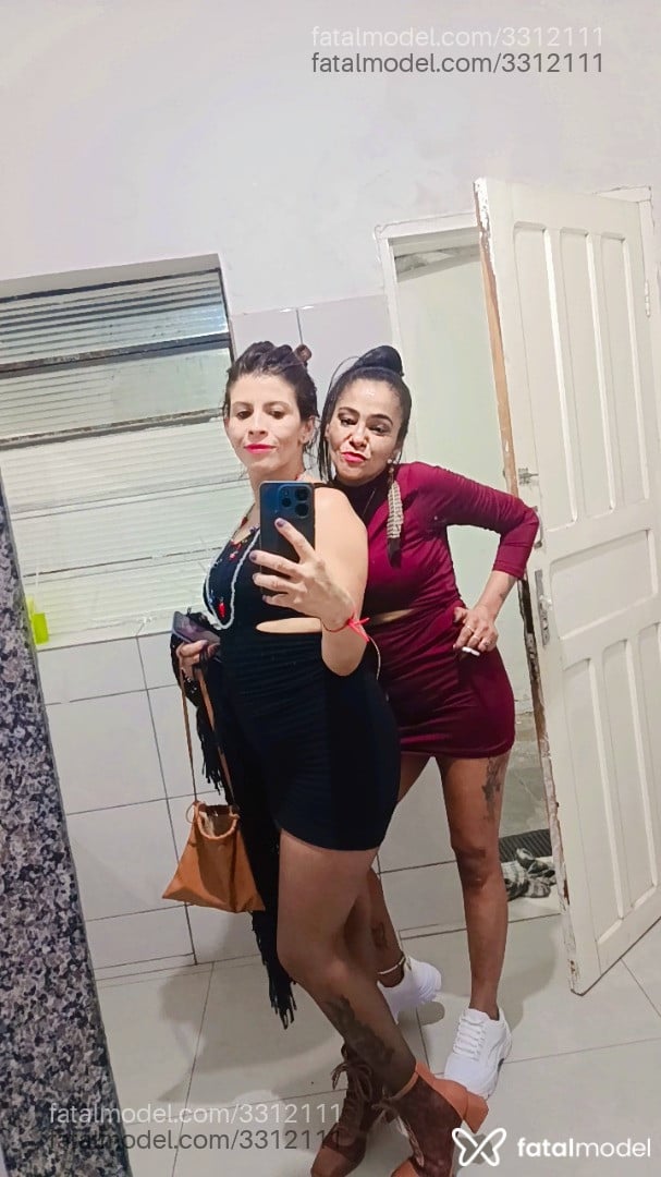 Acompanhante mulher morena (o) de olhos pretos - Melissa Mel