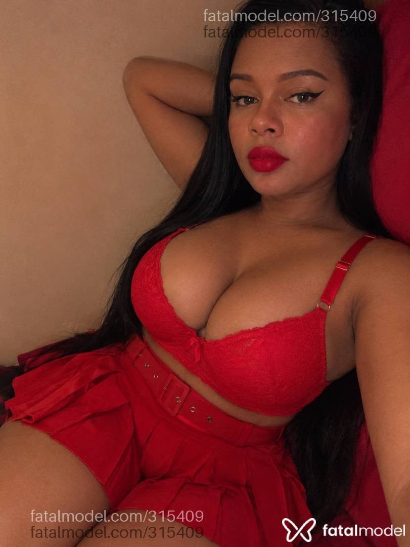 Acompanhante travesti morena (o) de olhos pretos - Sophia