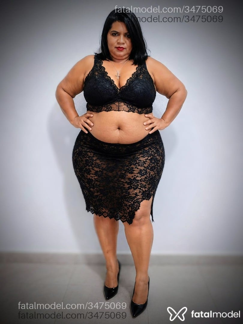 Acompanhante mulher com cabelo castanho de olhos pretos - Bebel