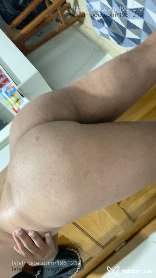 Acompanhante mulher trans morena (o) de olhos verdes - Lulu
