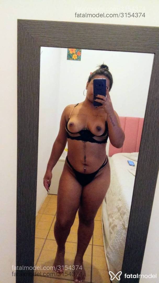Acompanhante mulher morena (o) de olhos castanhos em Pouso Alegre - Maria Júlia
