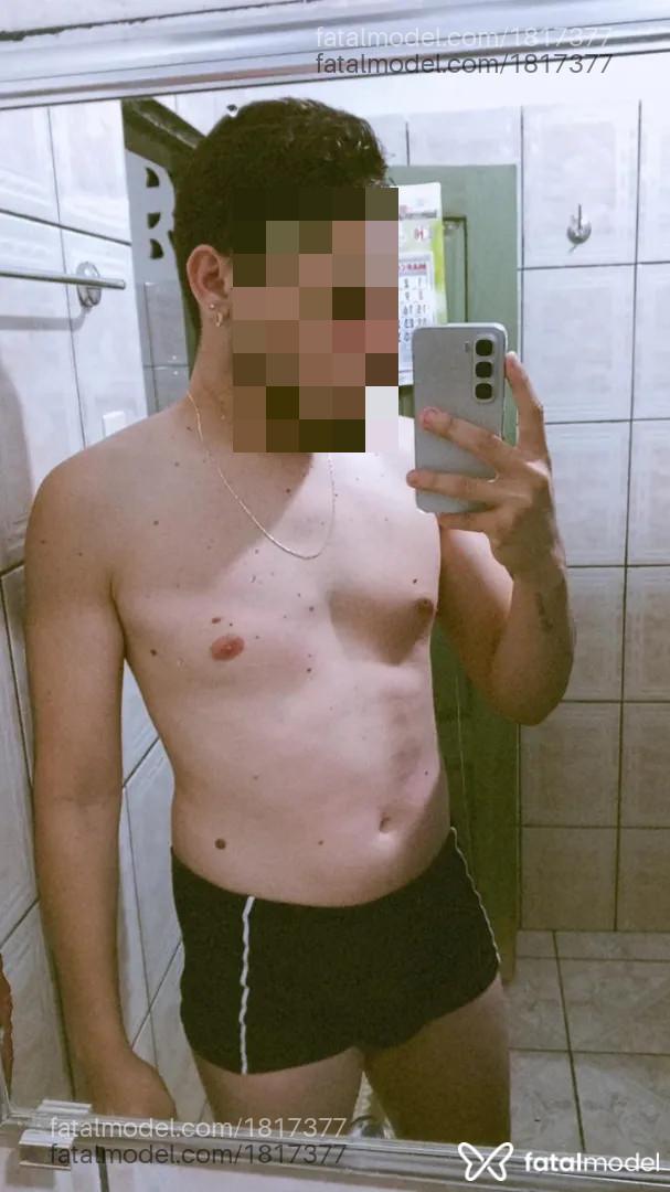 Acompanhante homem com cabelo castanho de olhos castanhos - Santos