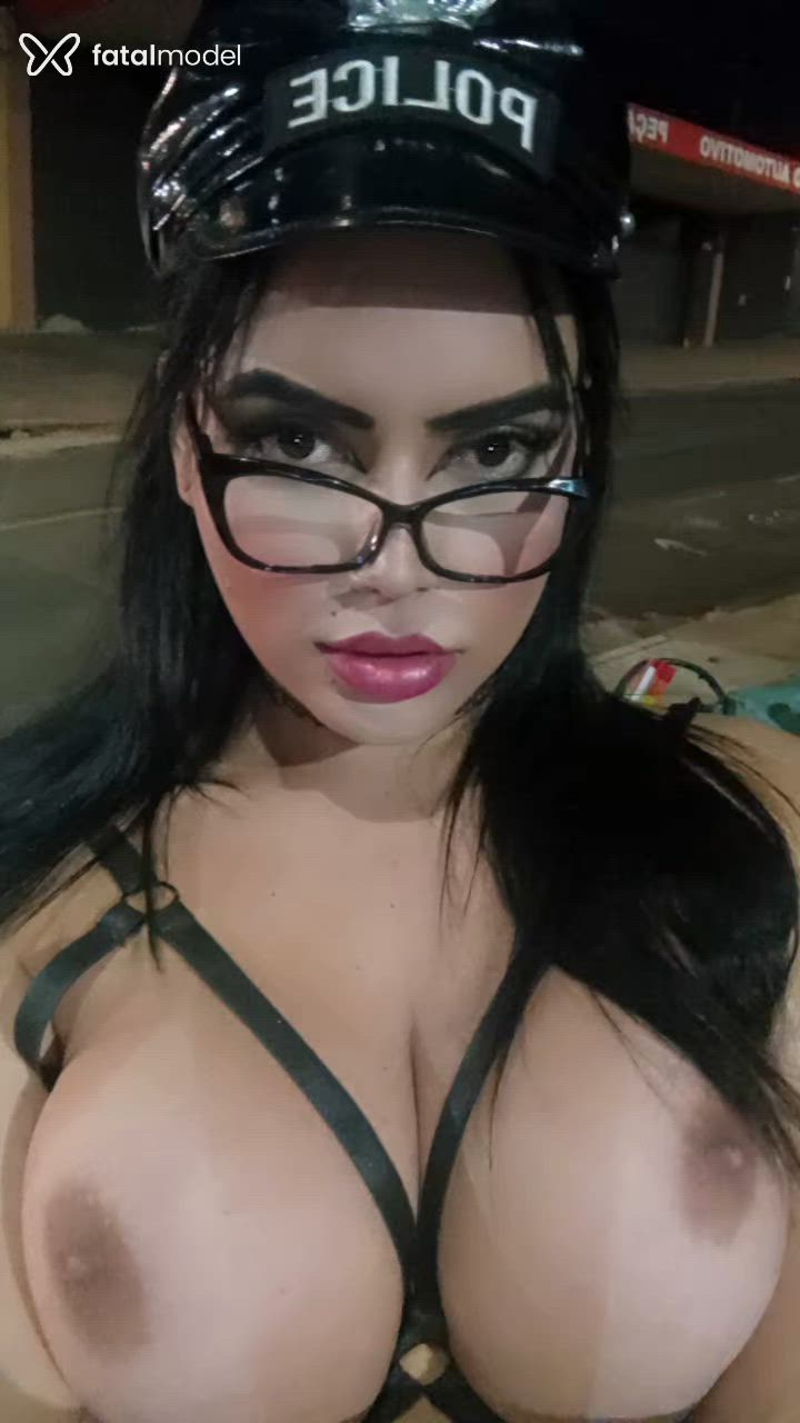 Acompanhante mulher trans morena (o) de olhos mel - Diih Gauchinh