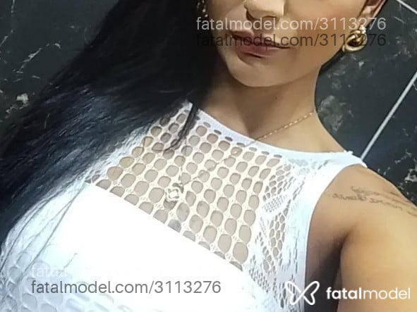 Acompanhante mulher morena (o) de olhos castanhos - Mia Indiana