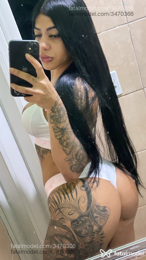 Acompanhante mulher morena (o) de olhos castanhos - Melissa