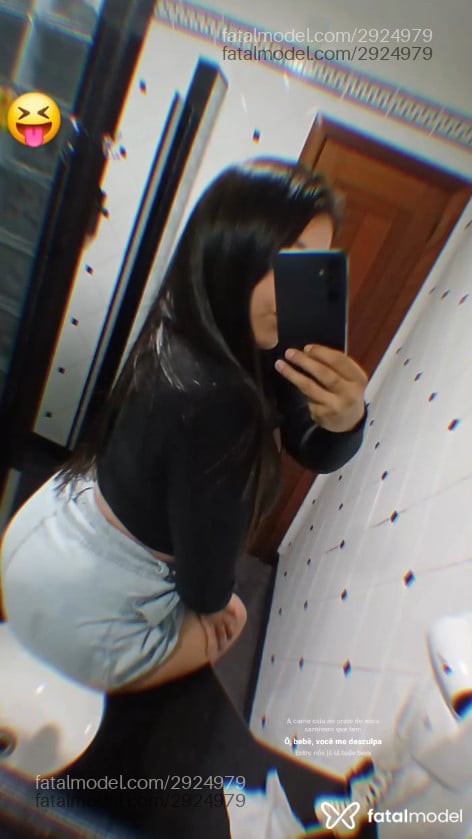 Acompanhante mulher morena (o) de olhos castanhos - Tayssa Medeiros