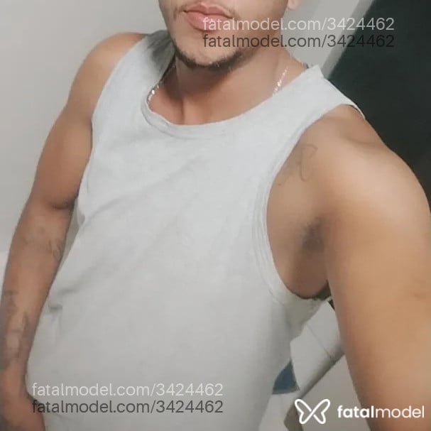 Acompanhante homem morena (o) de olhos pretos - Putifuros