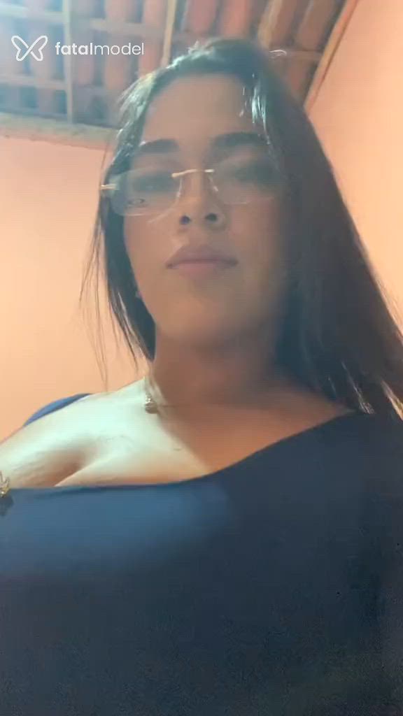 Acompanhante mulher morena (o) de olhos castanhos - Gyovanna Mendes Acompanhante mulher morena (o) de olhos castanhos - Gyovanna Mendes