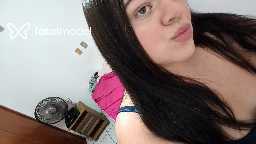Acompanhante mulher trans morena (o) de olhos castanhos - Nathii