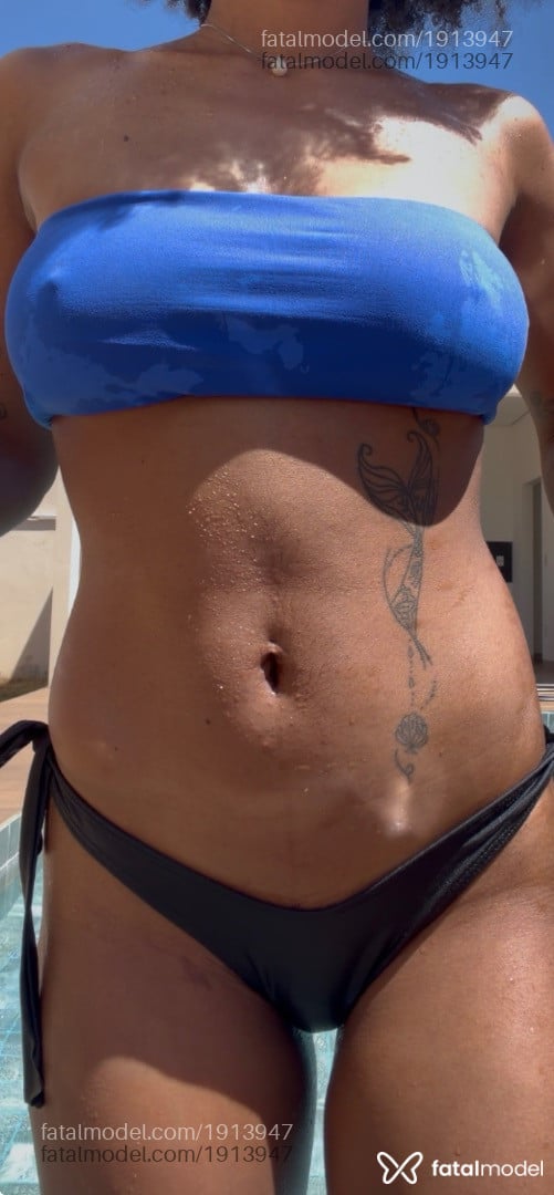 Acompanhante mulher morena (o) de olhos castanhos - Ayla Belucci