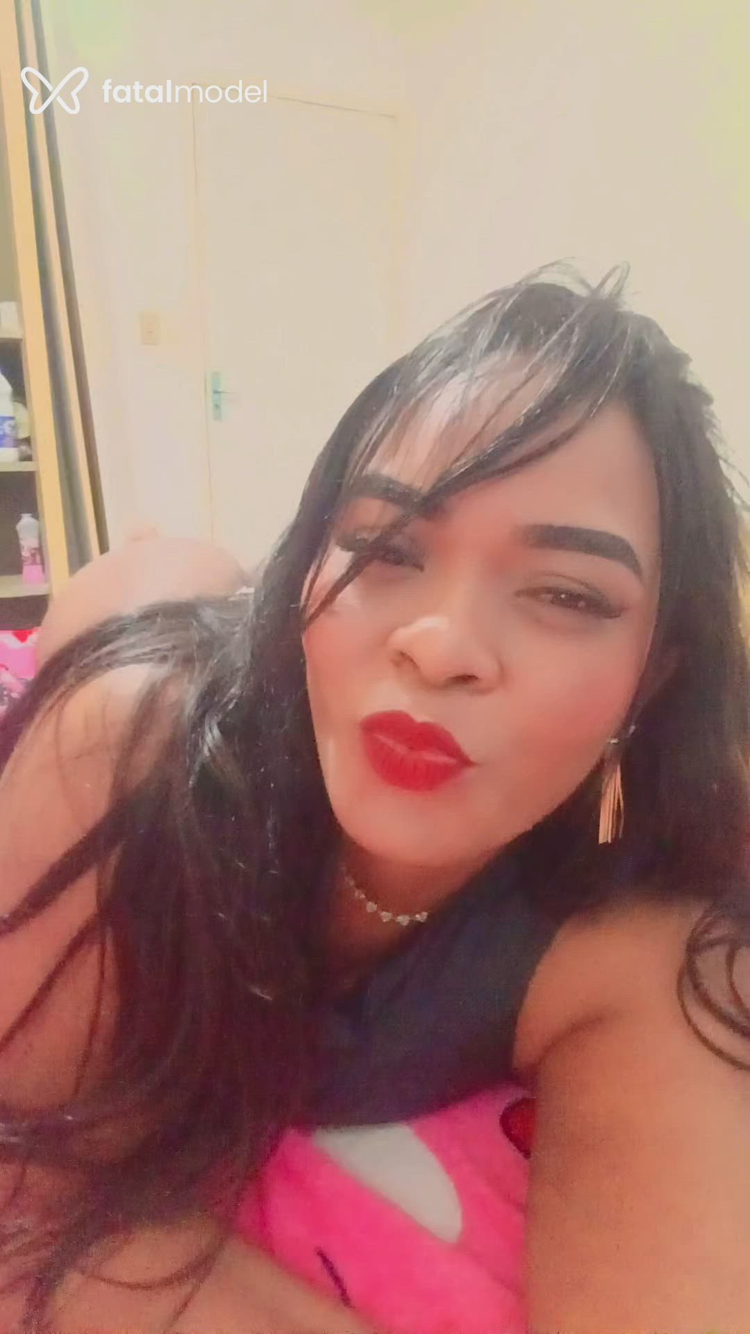 Acompanhante mulher morena (o) de olhos pretos - Larissa Alves Acompanhante mulher morena (o) de olhos pretos - Larissa Alves