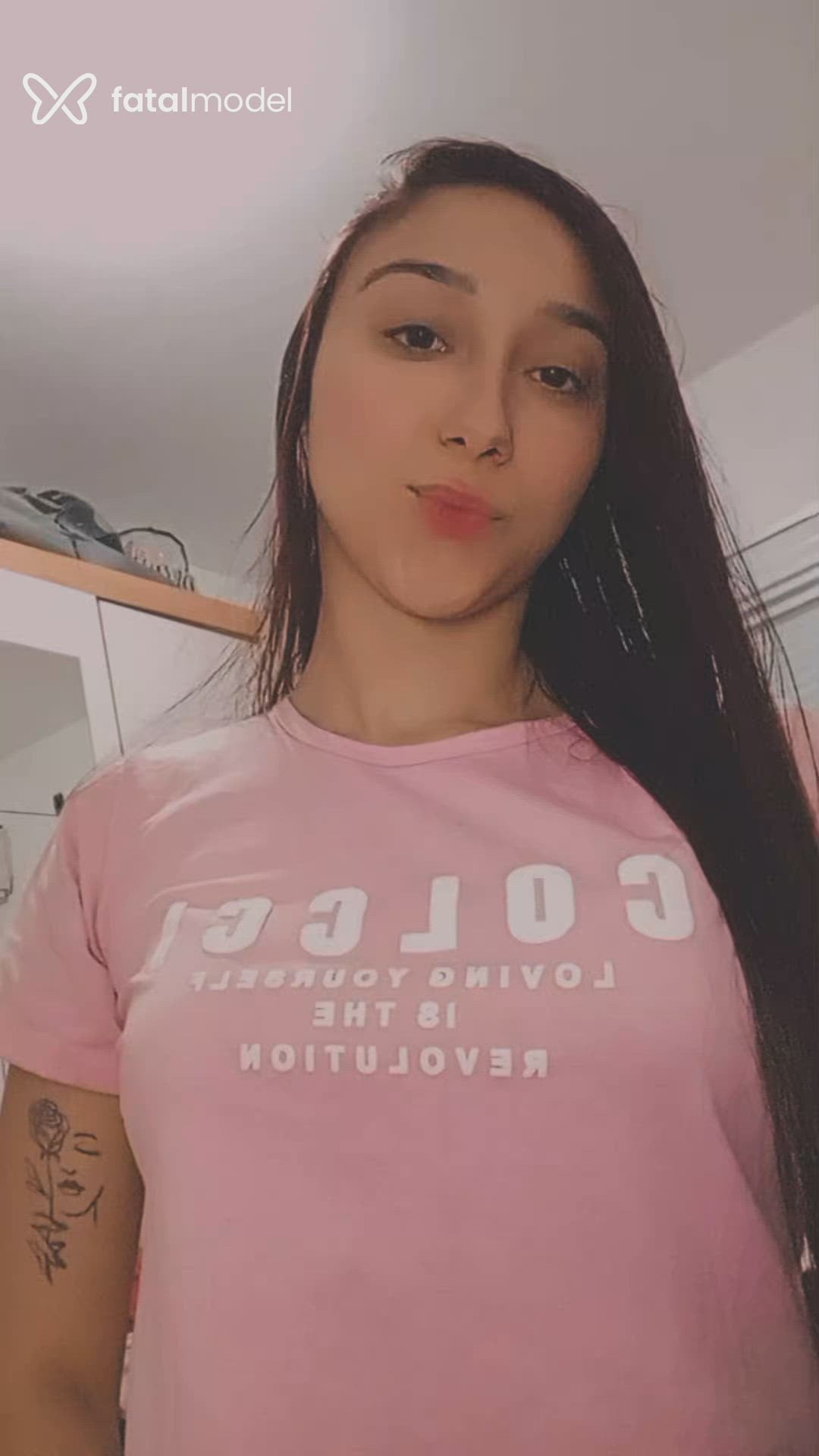 Acompanhante mulher morena (o) de olhos castanhos - Sttephany