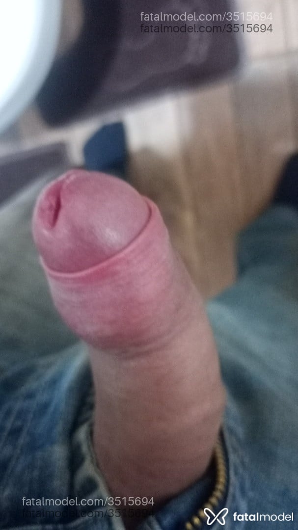 Acompanhante homem com cabelo castanho de olhos castanhos - Jhonatan