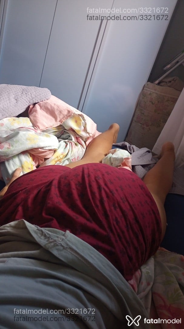 Acompanhante mulher trans com cabelo castanho de olhos castanhos - Thalita