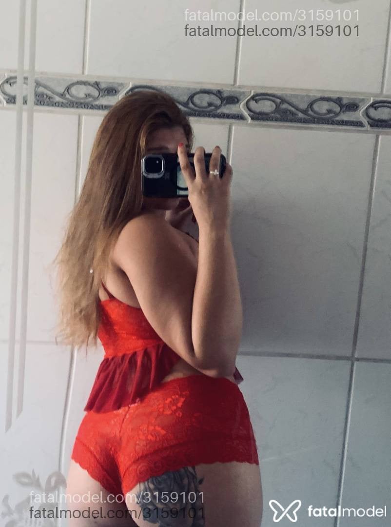 Acompanhante mulher ruiva (o) de olhos mel em Conselheiro Lafaiete - Maya