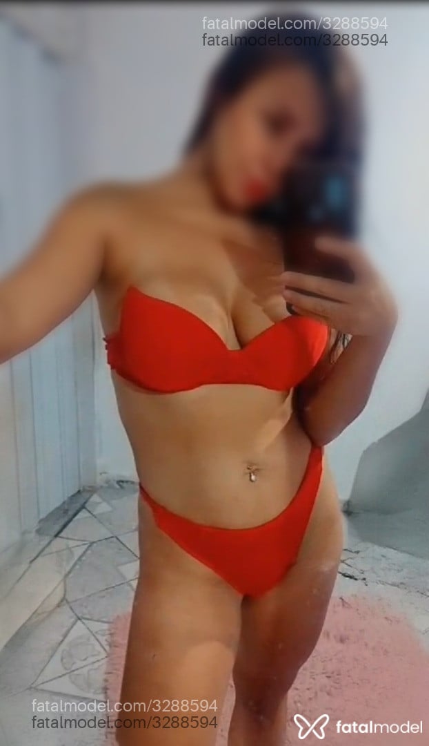 Acompanhante mulher morena (o) de olhos castanhos - Bianca