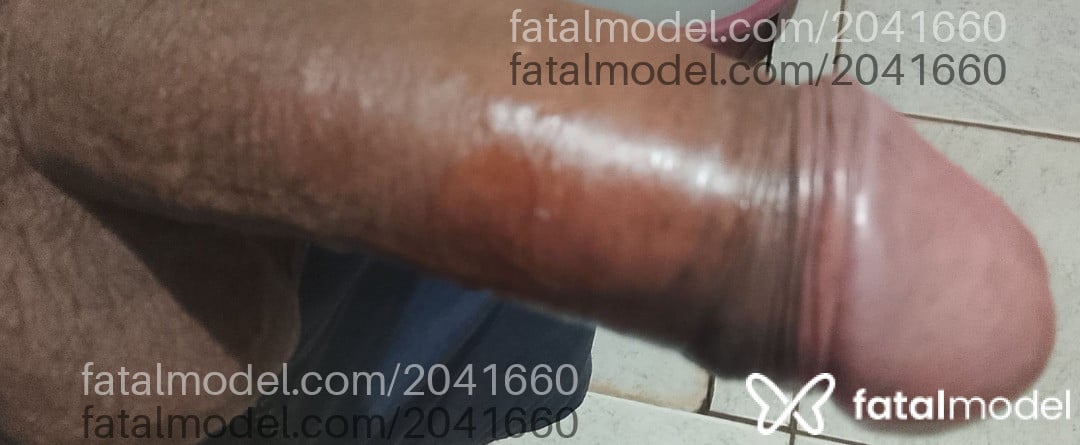 Acompanhante homem morena (o) de olhos castanhos - Pegador