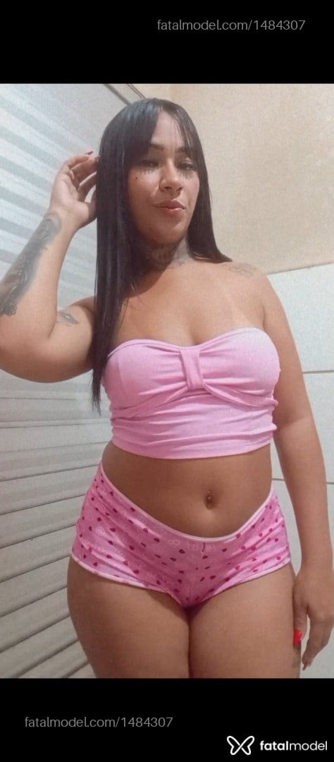 Acompanhante mulher com cabelo castanho de olhos castanhos - Yasmin