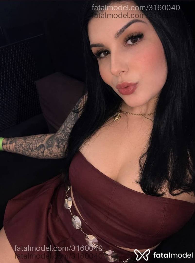 Acompanhante mulher morena (o) de olhos castanhos - Elayla Fontenelle