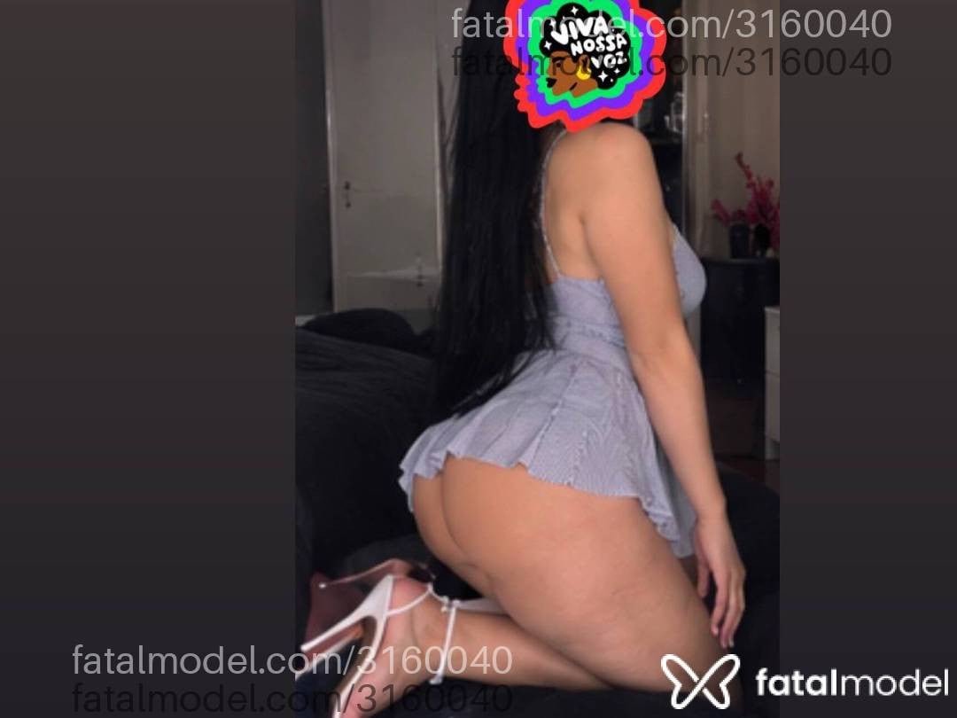 Acompanhante mulher morena (o) de olhos castanhos - Victoria